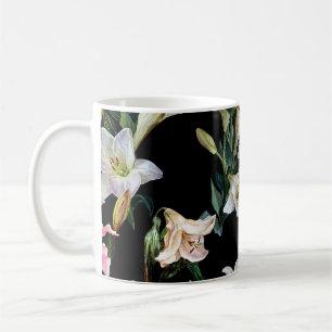 Florale Lilien: Gemälde mit schwarzem Hintergrund Kaffeetasse