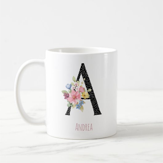 Florales Monogramm Name A schwarze Polka-Punkte Kaffeetasse (Links)