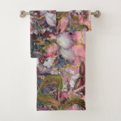 Florals Elegante Burgandy Shades mit Gold Badhandtuch Set (Insitu)