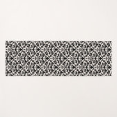 Flourish Damask Pattern Black on Cream Yogamatte (Vorderseite (Horizontal))