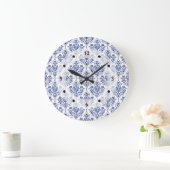 Flourish Damask Pattern - blue Große Wanduhr (Zuhause)