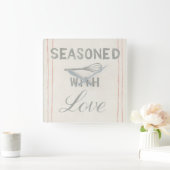 Floursack Kitchen VII Quadratische Wanduhr (Zuhause)