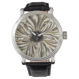 Flowerhead Fresko auf TAN-Hintergrund Armbanduhr