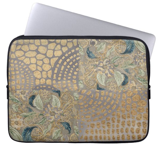 Flowers and Golden Giraffe Skin, Grey Background Laptopschutzhülle (Vorderseite)