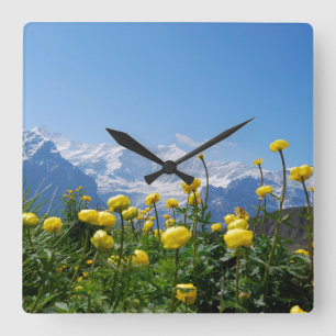 Flowers Eiger Monch Swiss Alps Quadratische Wanduhr