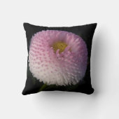 flowers on black - rosa Bellis Kissen (Rückseite)