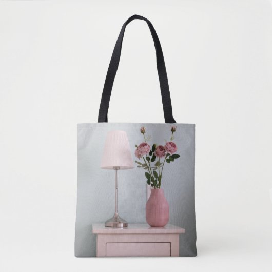 Flowers | Pale Pink Roses on Nightstand Tasche (Vorderseite)