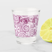 Flowers Swirls Pink White Pattern Personalized Schnapsglas (Vorderseite)