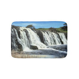 Flowing Waters of Hopkins Falls Badematte