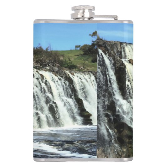 Flowing Waters of Hopkins Falls Flachmann (Rückseite)