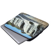 Flowing Waters of Hopkins Falls Laptopschutzhülle (Vorne Knopf)