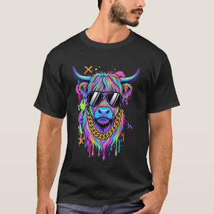 Fluff herum und finde heraus Highland-Kuh-Graffiti T-Shirt