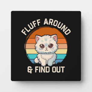 Fluff herumnesteln und herausfinden Lustige Retro- Fotoplatte