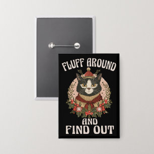 Fluff umher und erleben Sie den Vintagen Winterkat Button