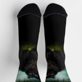Fluffy Black Cat in Misty Woods Socken (Oben)