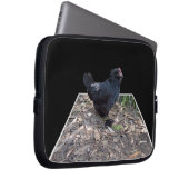 Fluffy Black Rooster, Laptopschutzhülle (Vorne Rechts)