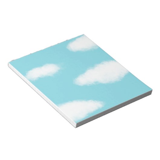 Fluffy Clouds Blauer Himmel ohne Notizblock (angewinkelt)