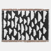 Fluffy Clouds - weiß auf schwarz Decke (Vorderseite)