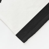 Fluffy Clouds - weiß auf schwarz Fleecedecke (Ecke)