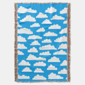 Fluffy Clouds - White on Blue 009dea Decke (Vorderseite Vertikal)