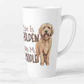 Fluffy Goldendoodle Latte Tasse (Rechts)