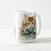 FLUFFY HOLIDAY CALICO KITTEN MIT GRÜNEM KLEIN KAFFEETASSE (VorderseiteRechts)