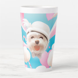Fluffy Hund mit Weißhut Milchtasse