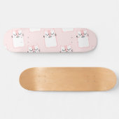Fluffy Kawaii Strawberry Marshmallow Kätzchen Skateboard (Horizontal)