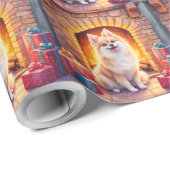 Fluffy Pomeranian Cozy Christmas Fireplace Dog Art Geschenkpapier (Rolleneckpunkt)