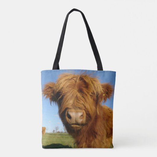 Fluffy Scottish Highland Cow - Blue Sky Tasche (Rückseite)
