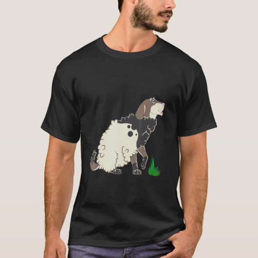 Fluffy Sheep Dog Paw T-Shirt (Vorderseite)