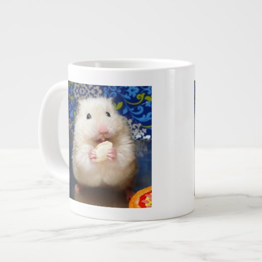 Fluffy Syrian Hamster Kokolinka Jumbo-Tasse (Vorderseite Links)