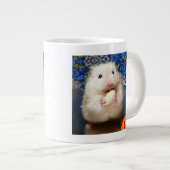 Fluffy Syrian Hamster Kokolinka Jumbo-Tasse (Vorderseite Rechts)