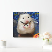 Fluffy Syrian Hamster Kokolinka Quadratische Wanduhr (Zuhause)