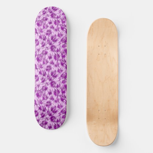 Fluffy Violet Skateboard (Vorderseite)
