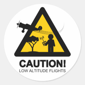 Flüge in geringer Höhe Runder Aufkleber