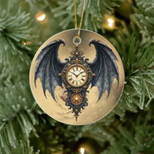 Flügel der Ewigkeit – Der zeitlose Wächter. Keramik Ornament