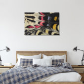 Flügel unter nahem Bhutanitis mansfieldi Leinwanddruck (Insitu (Schlafzimmer))