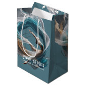 Flugflieger-Yoga-Lehrer Pilates-Fitness Mittlere Geschenktüte (Vorderseite Schrägansicht)