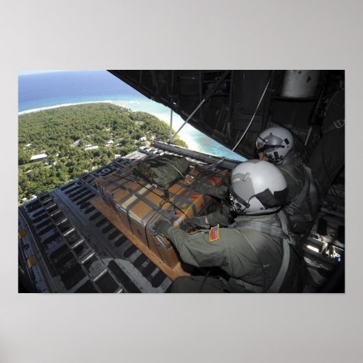 Fluggesellschaften drängen eine Palette gespendete Poster (Vorne)