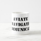 FLUGNAVIGATE-MITTEILUNGSLUFTFAHRZEUGTasse für Pilo Kaffeetasse (Mittel)