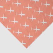 Flugzeug auf Korallenrosa Seidenpapier (Ausschnitt)