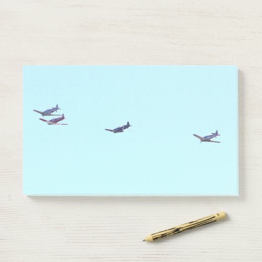 Flugzeug des Krieges Post-it Klebezettel (Auf Schreibtisch)