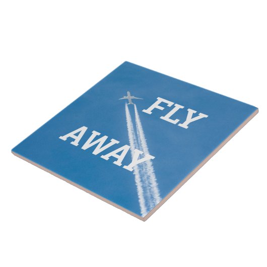 Flugzeug fliegt in blauem Himmel Fliese (Seite)