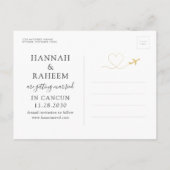 Flugzeug mit Rett der Herz-Hochzeit in Urlaubsort Ankündigungspostkarte (Rückseite)