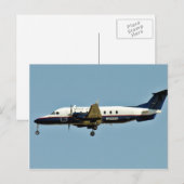 Flugzeug rauscht durch den Himmel Postkarte (Vorne/Hinten)