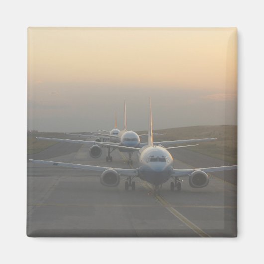 Flugzeuge auf der Piste Magnet (Vorne)