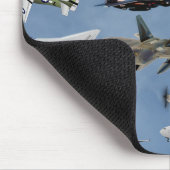 FLUGZEUGE AUF EINEM BLAUEN HIMMEL CAROLINAS MOUSEPAD (Ecke)