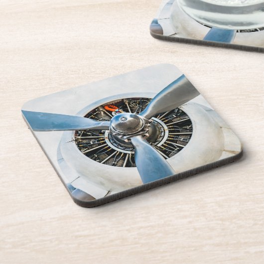 Flugzeuge Douglas DC-3. Propeller Untersetzer (Linke Seite)