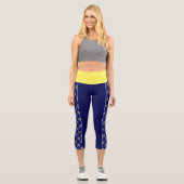 Flugzeuge mit blass gelbem Flugzeug Capri Leggings (Vorderseite)
